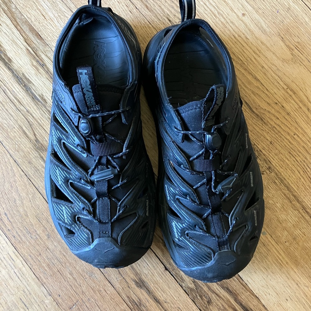 Hoka One One Hopara Hiking Sandals in Black